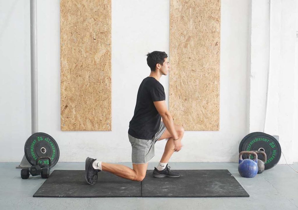 man reverse lunge
