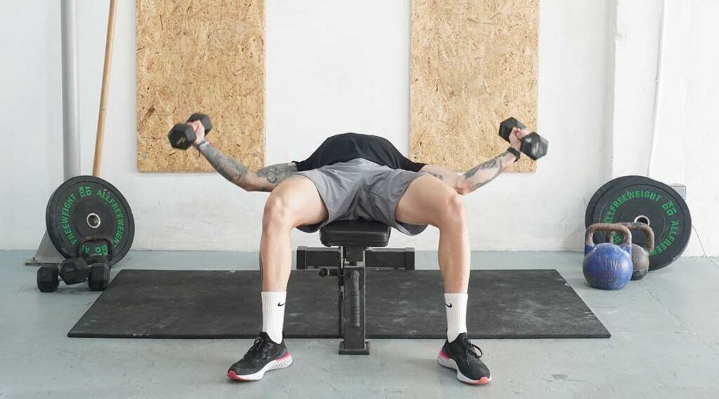 man chest fly dumbbell